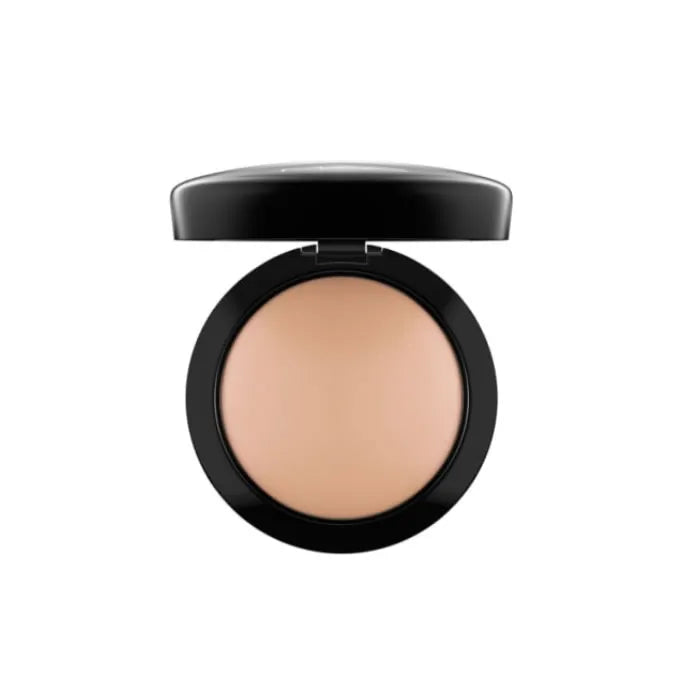 MAC Mineralize Skinfinish Natural Medium Dark Puder 10g