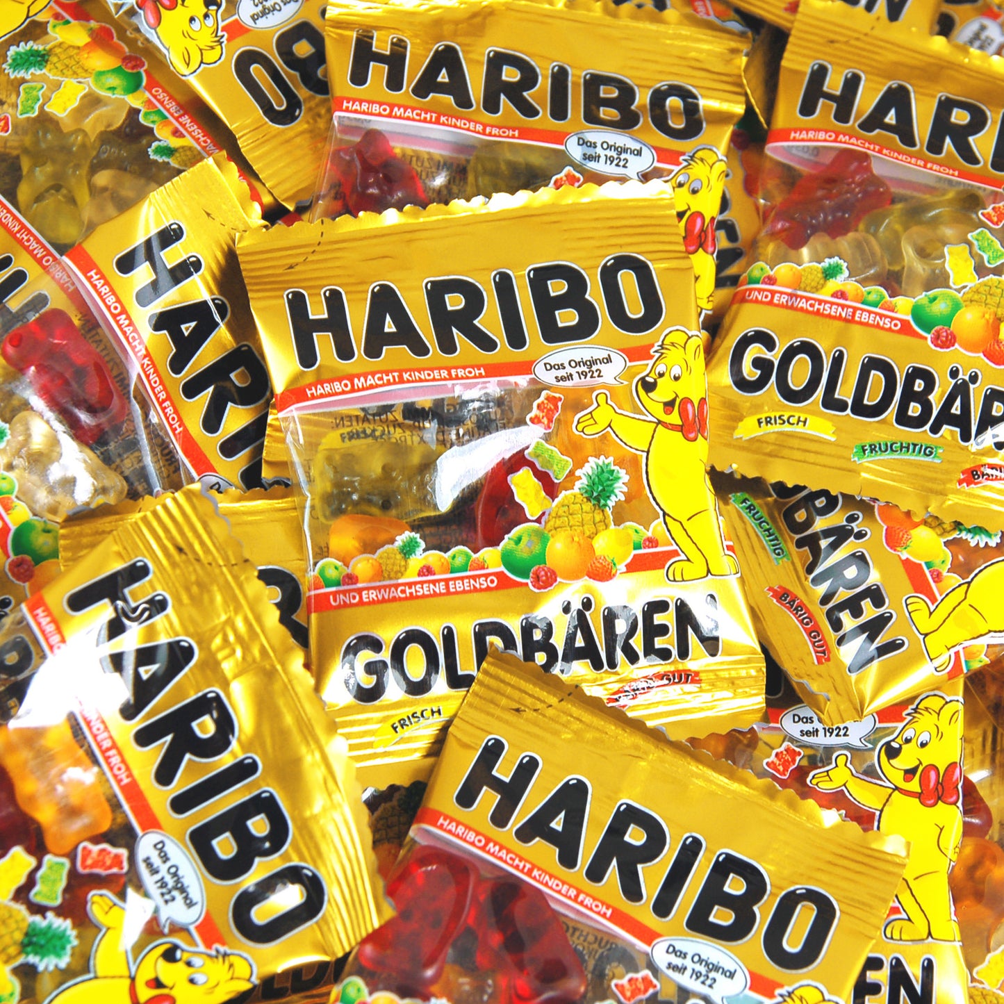 Haribo Goldbären Minis 100x10g  100 Portionspackungen mit Mini-Fruchtgummi-Bären in 6 Geschmacksrichtungen. Ohne künstliche Farbstoffe.