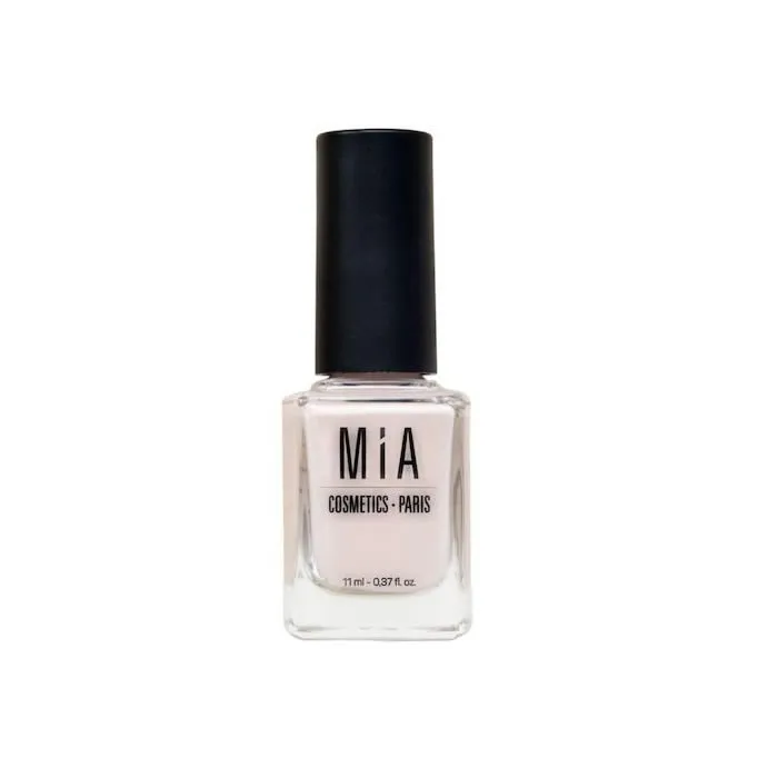 Mía Cosmetics Nail Enamel Nagellack in Sand Storm Flasche und gesalbene Nägel kaufen Schweiz